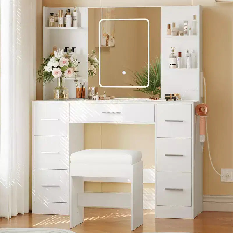 Scrivania da trucco illuminata da 43" con specchio, 7 cassetti e portacapelli per 1 persona – Nero / Bianco / Bianco Marmo